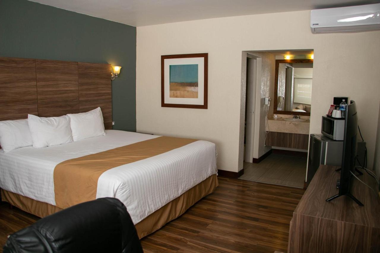 Best Western Cumbres Inn Cd. Cuauhtemoc Exterior photo